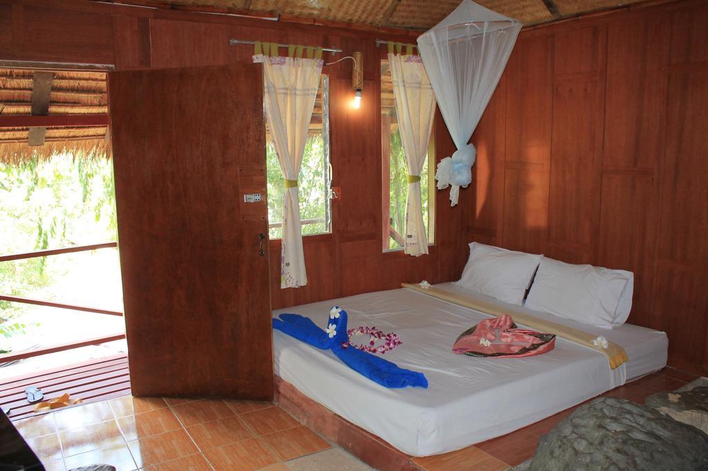 Bamboo Mountain View Phi Phi Resort Номер фото
