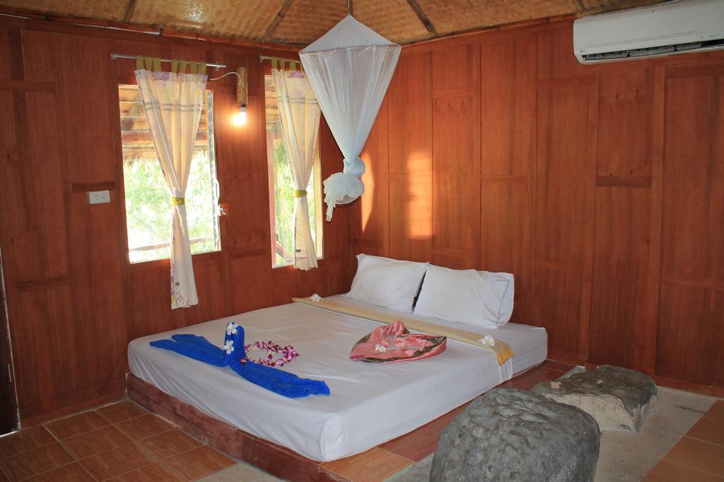 Bamboo Mountain View Phi Phi Resort Номер фото